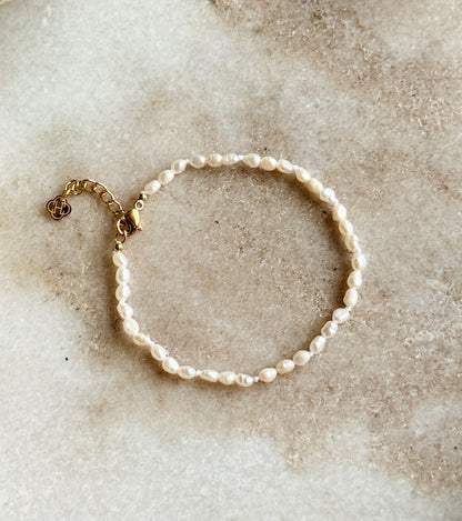 Perlų apyrankė "Gelmė"