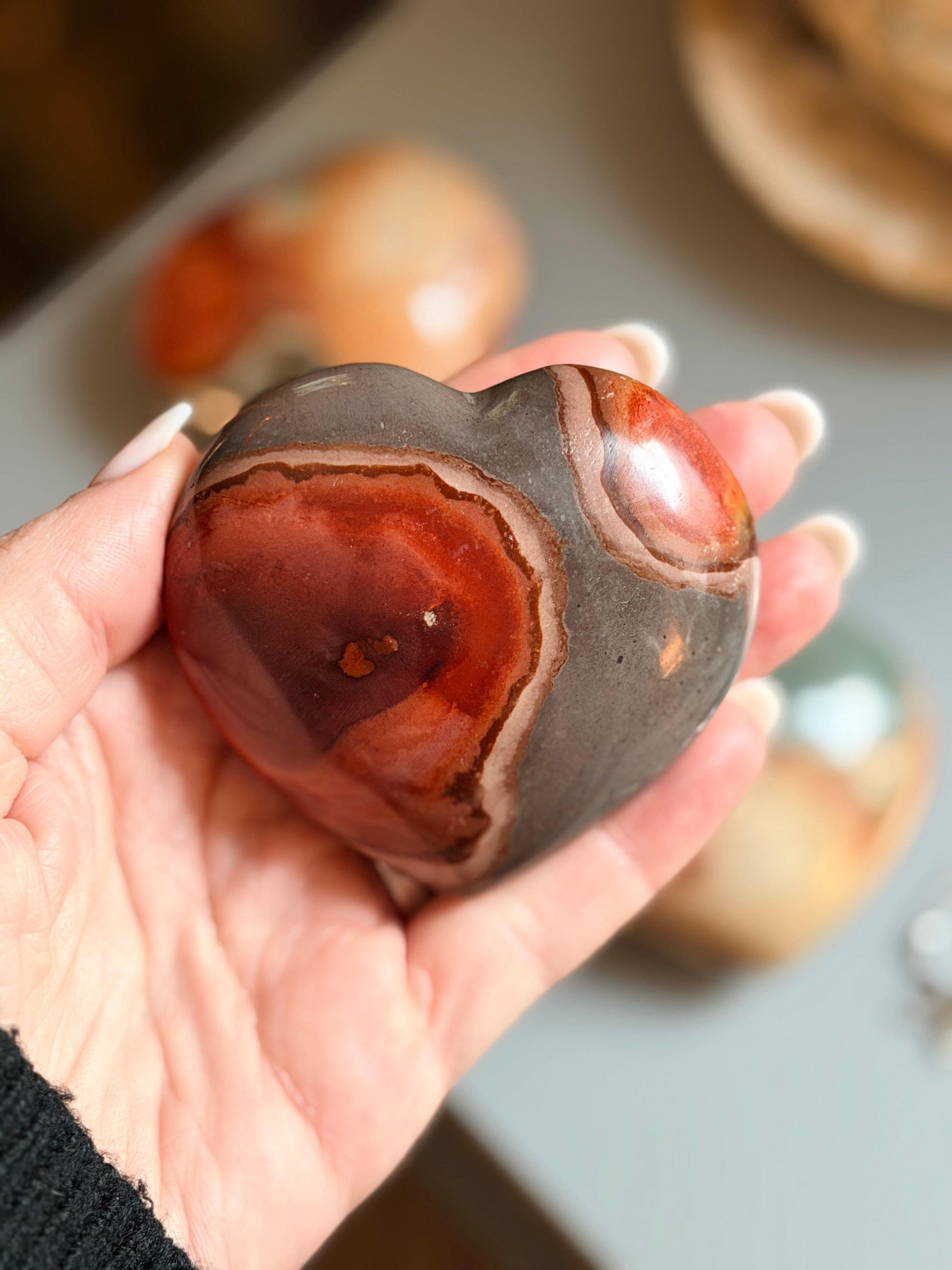 Polichrominio Jaspio kristalas “Širdis”