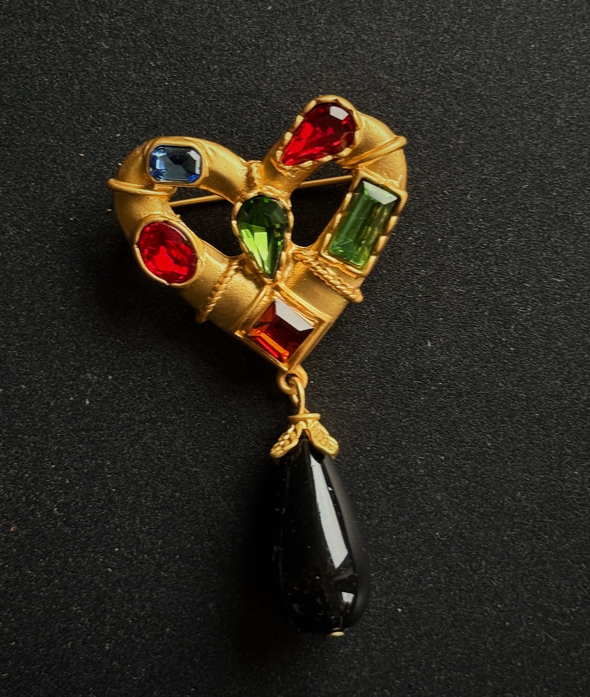 Sagė "Spalvota Širdis"