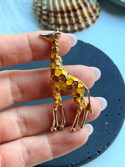Brooch "Giraffe"