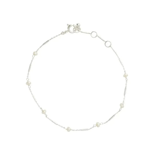 Sidabrinė apyrankė su perlais