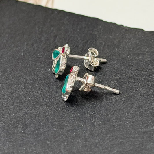 Sidabriniai Auskarai su žaliuoju agatu ir rubinu “Bitės”