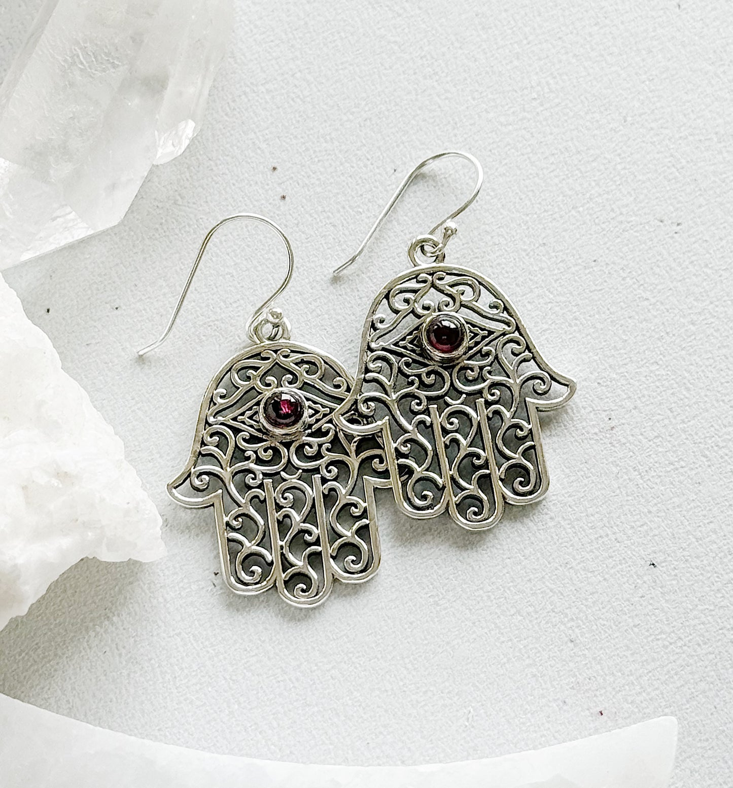 Sidabriniai auskarai "Hamsa ranka"