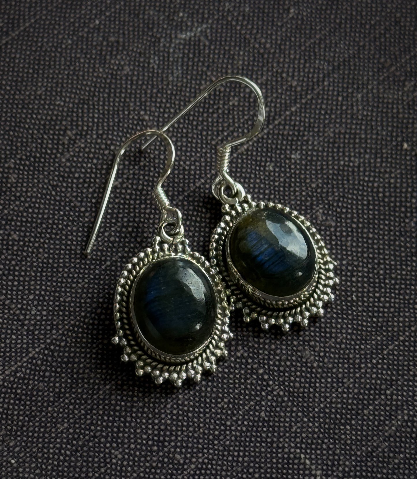 Sidabriniai auskarai "Labradoritas"