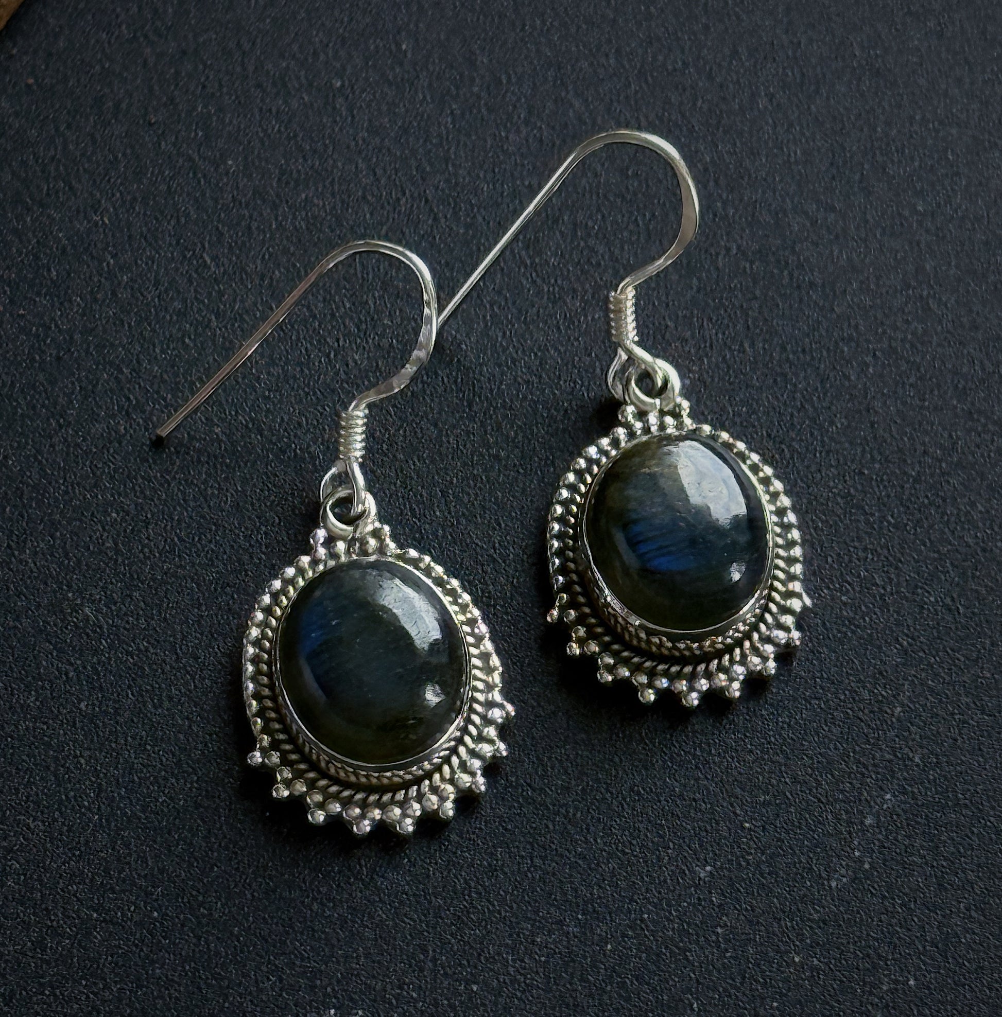 Sidabriniai auskarai "Labradoritas"