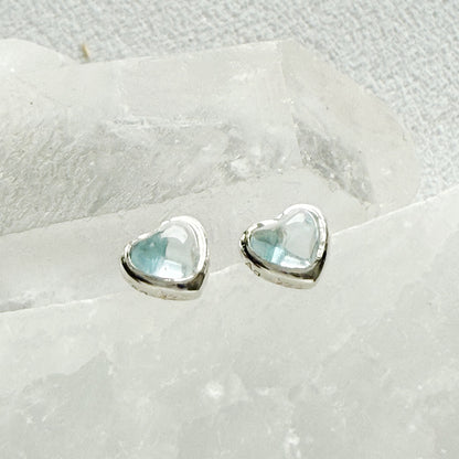 Sidabriniai auskarai su topazo kristalais "Širdelė"