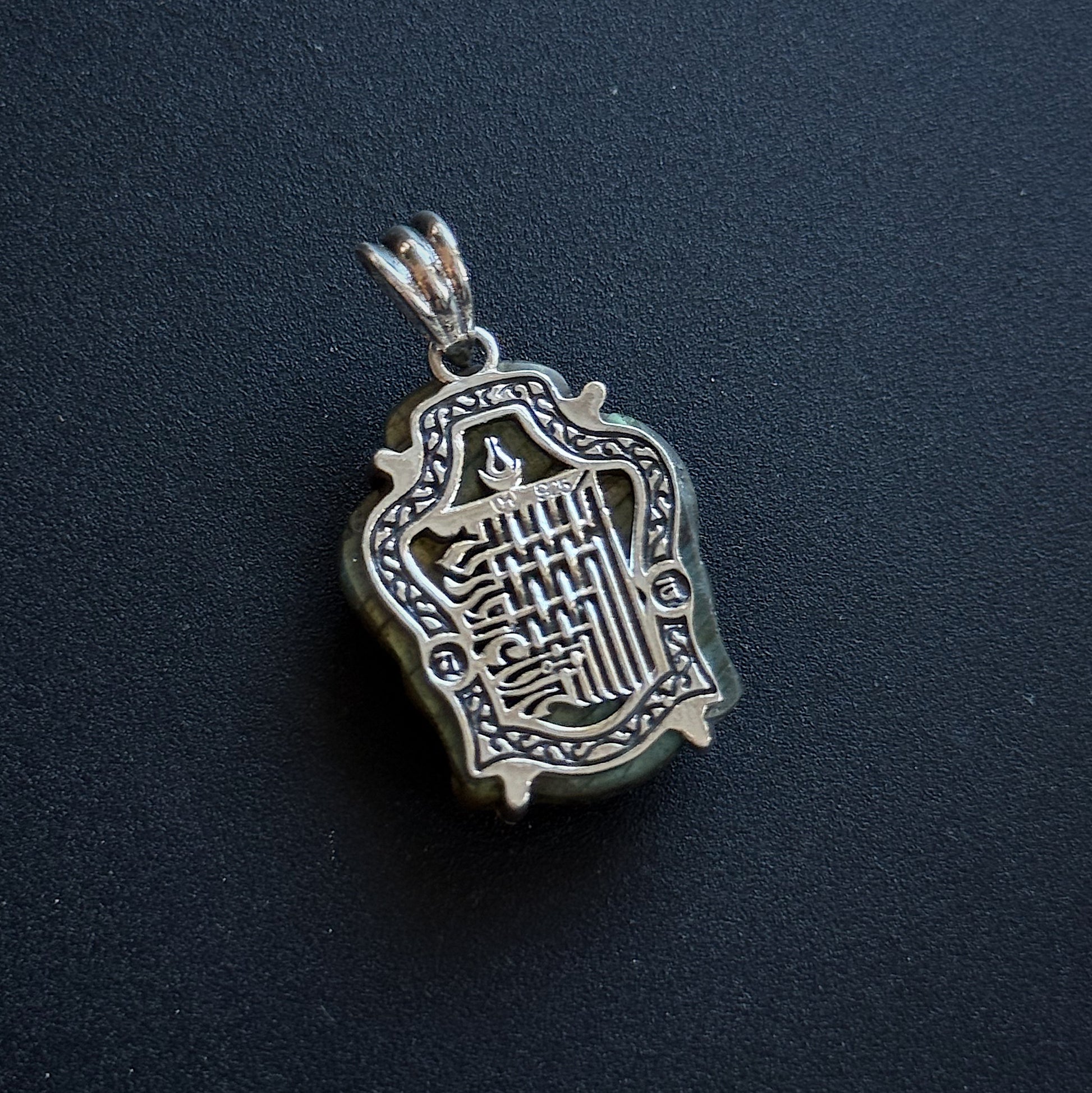 Sidabrinis Labradorito pakabukas