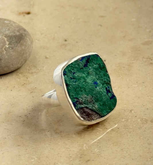 Sidabrinis Žiedas su šilkiniu malachito kristalu / 16 dydis