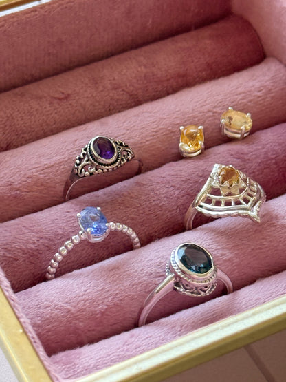 Sidabrinis tanzanito žiedas