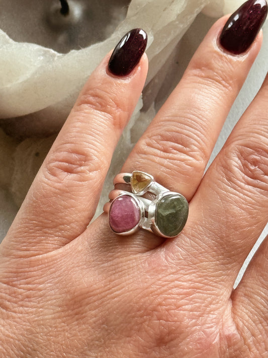 Sidabrinis turmalino, avantiurino ir citrino žiedas / 16 dydis