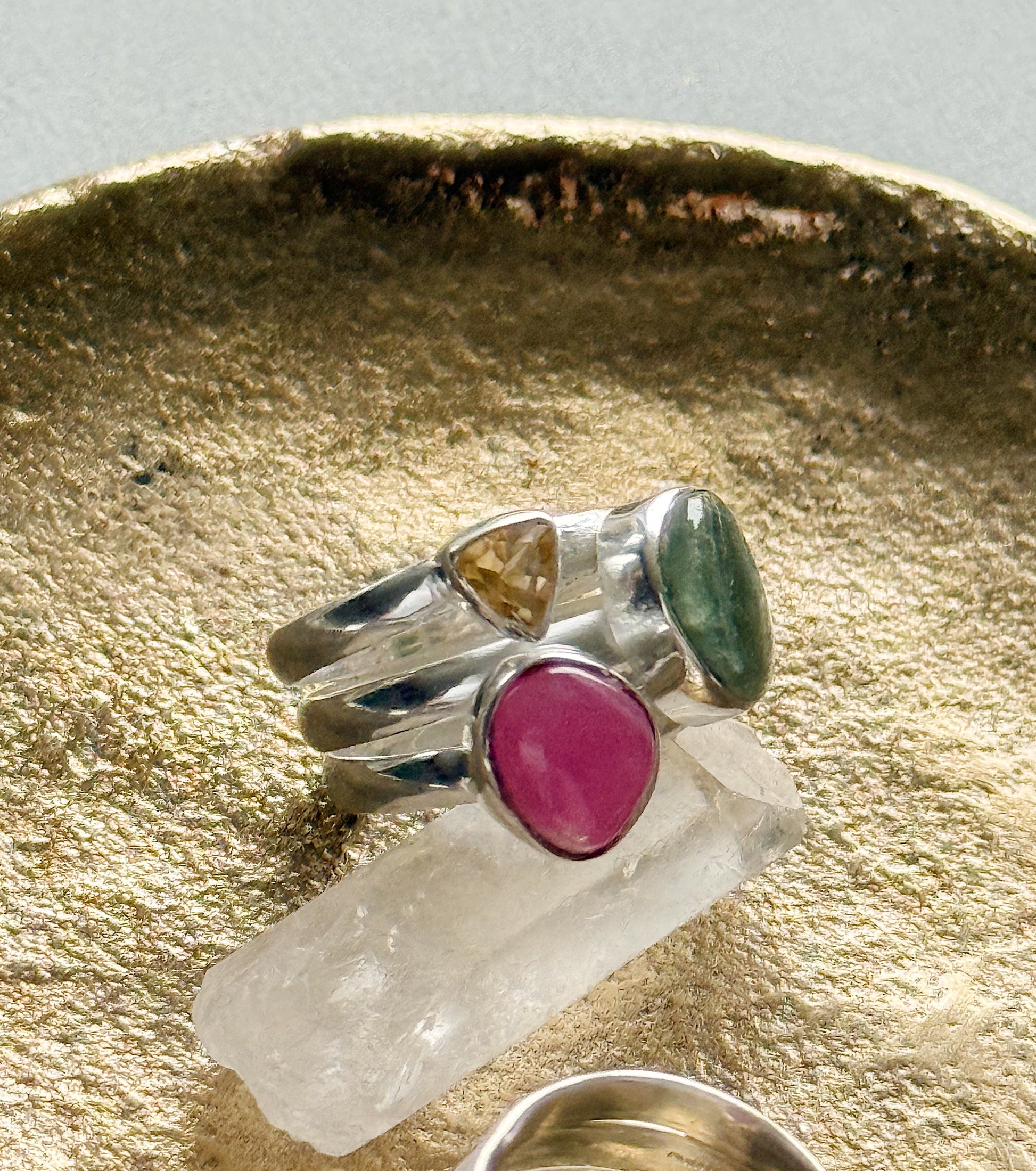 Sidabrinis turmalino, avantiurino ir citrino žiedas / 16 dydis