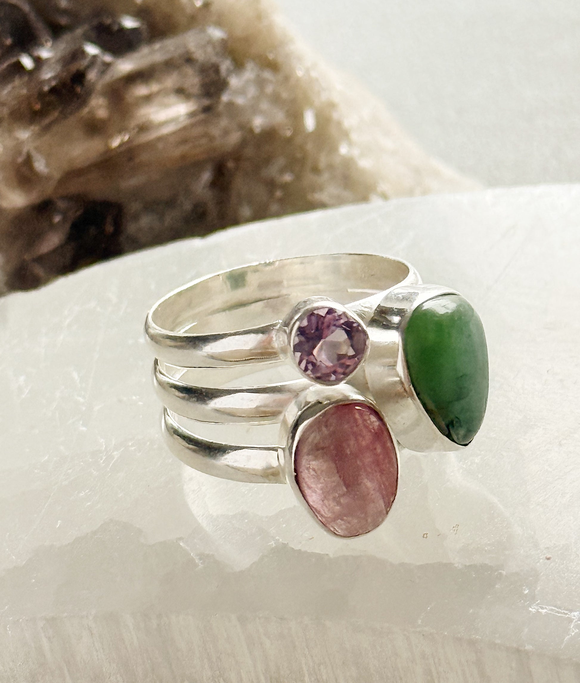 Sidabrinis turmalino, fluorito ir ametisto žiedas / 16 dydis