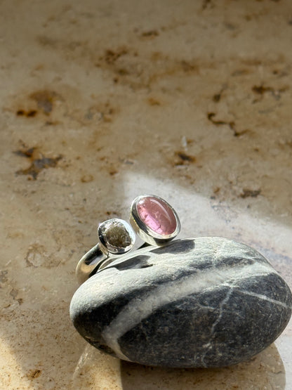 Sidabrinis turmalino žiedas / 16 dydis