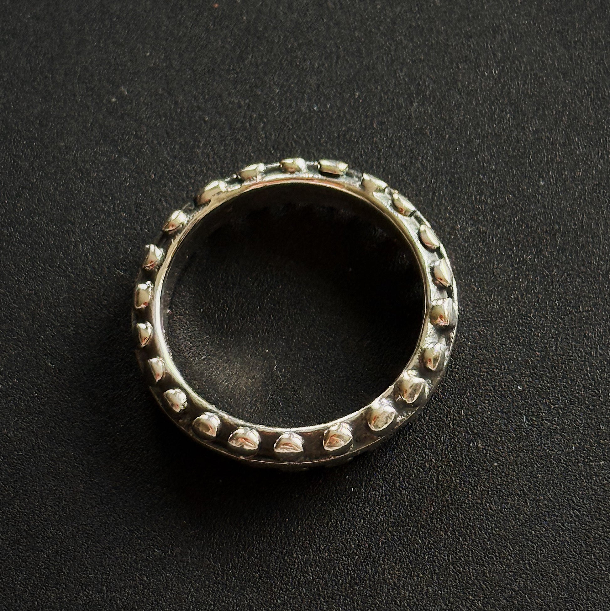 Sidabrinis žiedas "Gija"