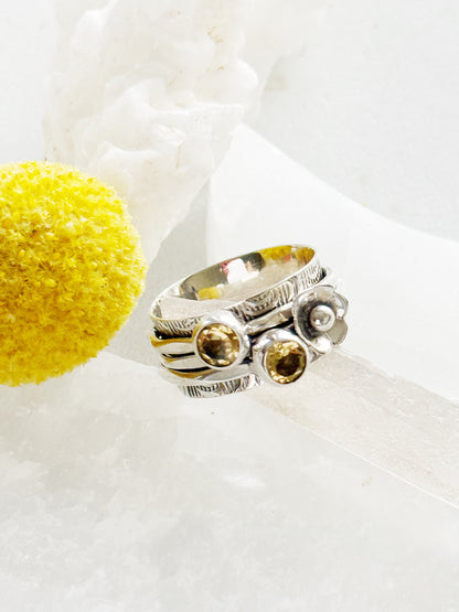 Sidabrinis žiedas su Citrinu “Žydėjimas” / 16 dydis