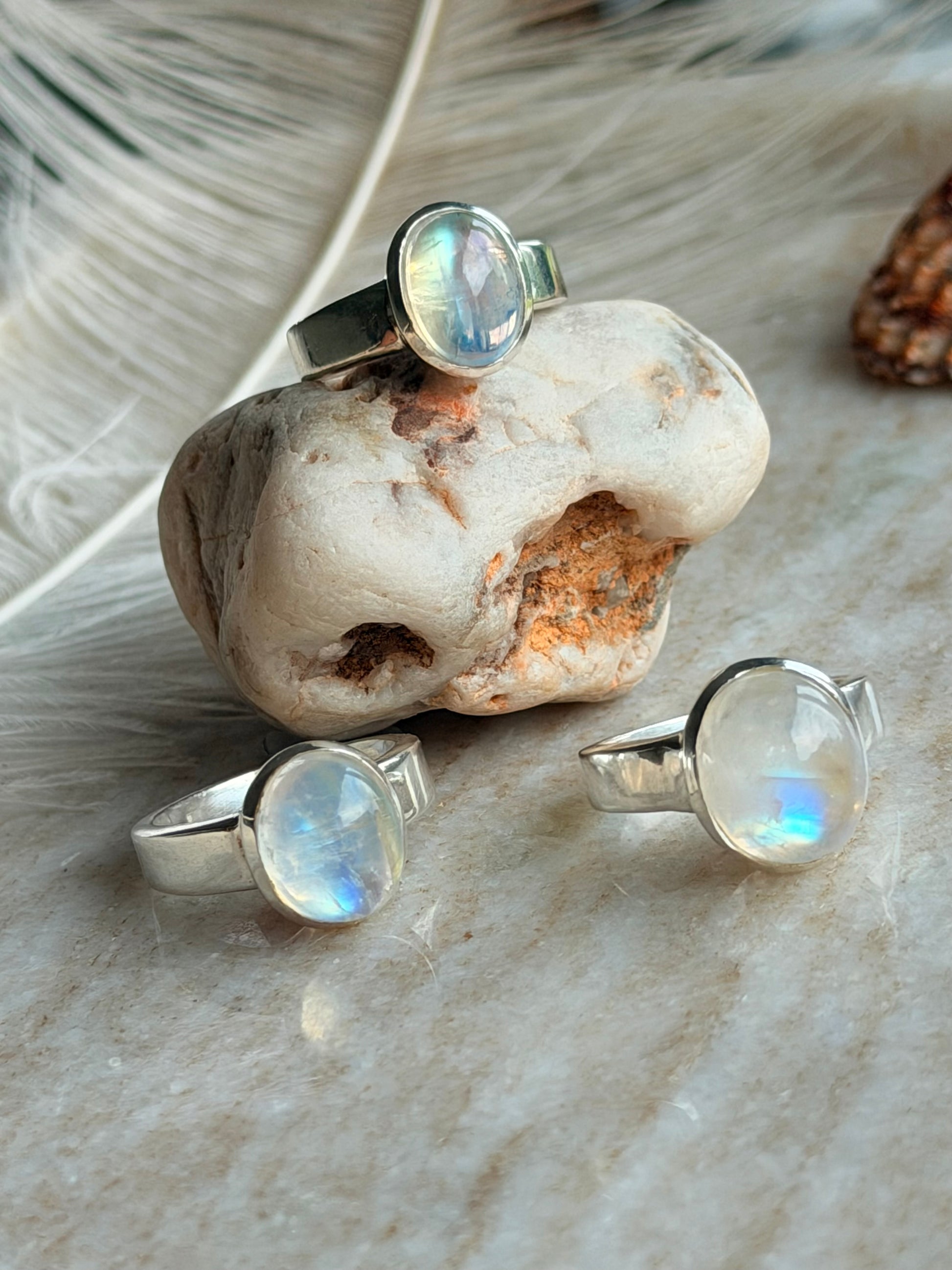 silver ring with moonstone “Full Moon”