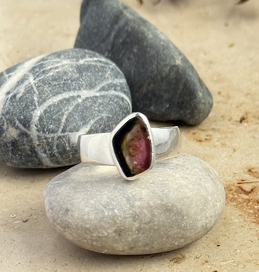 Sidabrinis žiedas su arbūziniu turmalinu / 18 dydis