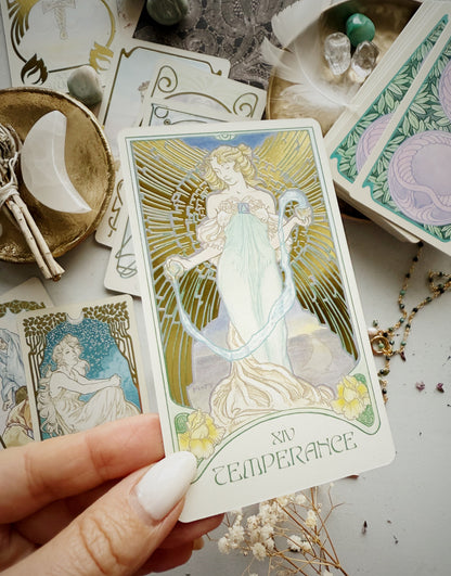 Taro kortos “ETHEREAL VISIONS ILLUMINATED TAROT”