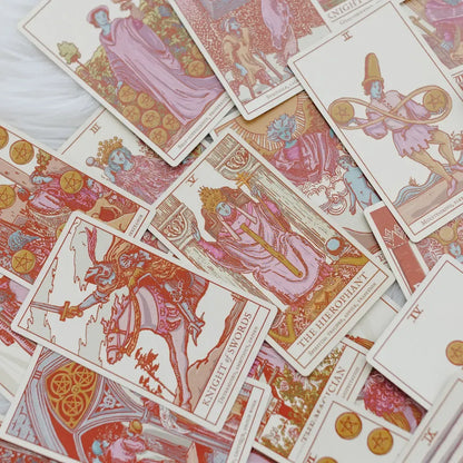 Taro kortos "Your First Tarot"