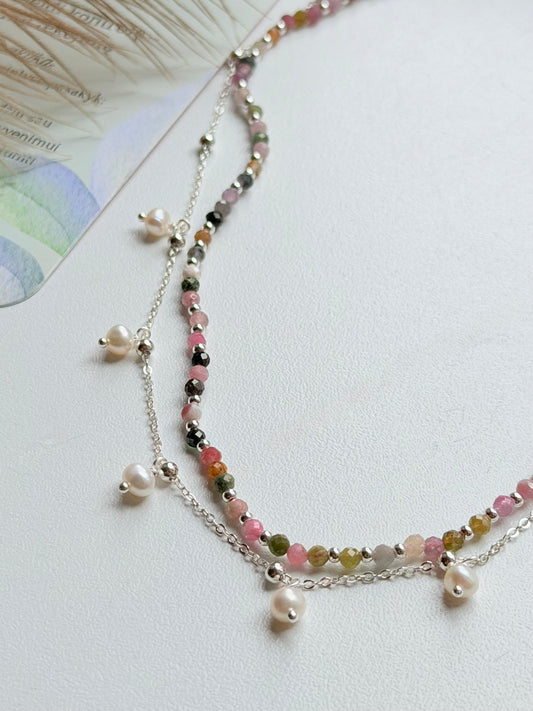 Turmalinų ir perlų vėrinys “Džiaugsmas”