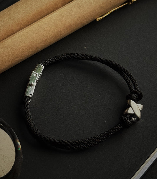 Vyriška apyrankė "X"