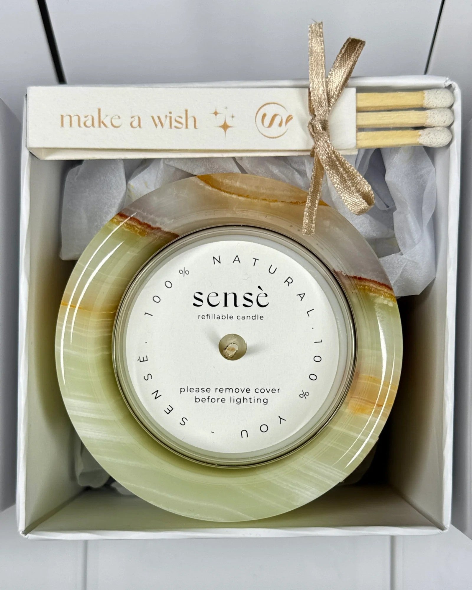 Marmurnio onikso žvakidė ir kvapni žvakė