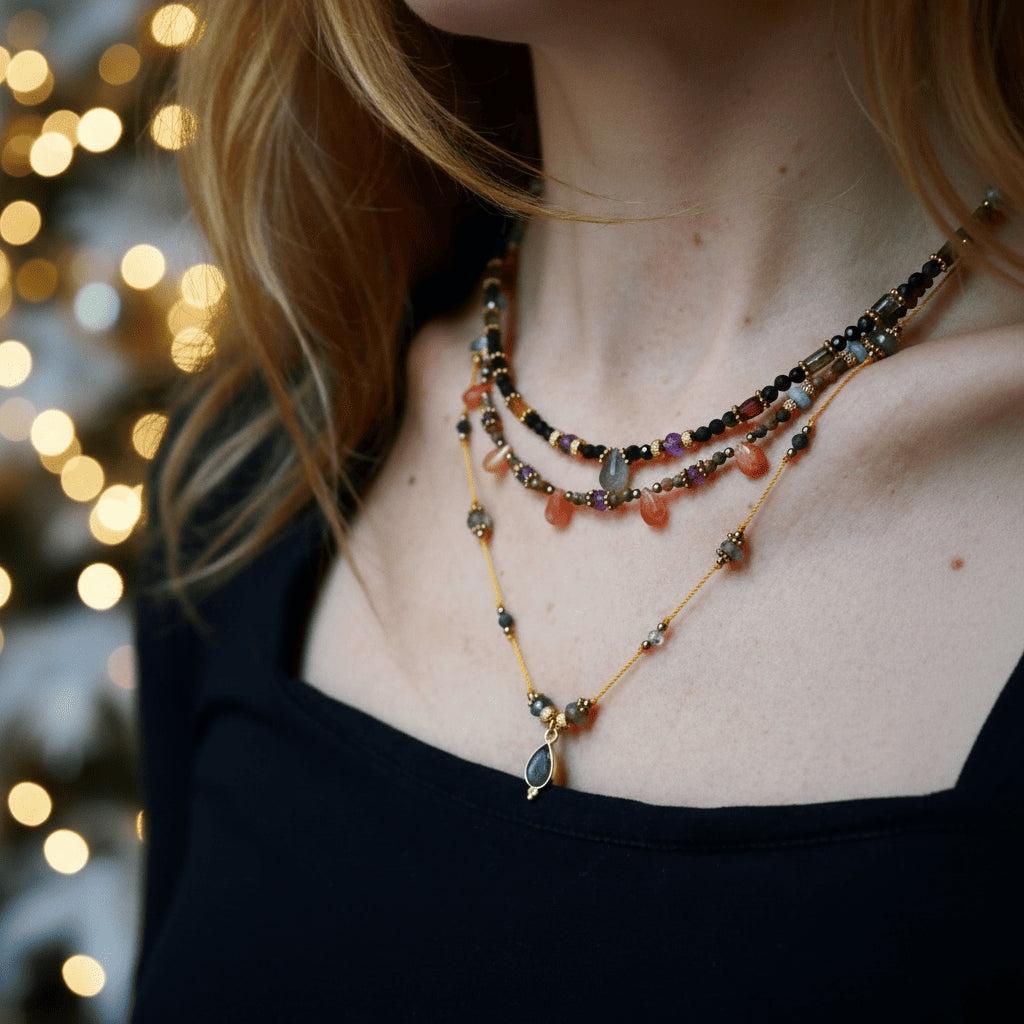 Žaliojo turmalino ir ametisto vėrinys