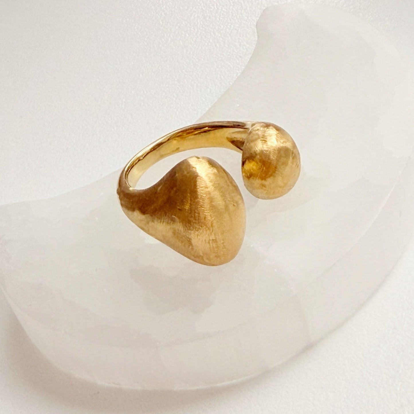 Žiedas "Saulės lašas"