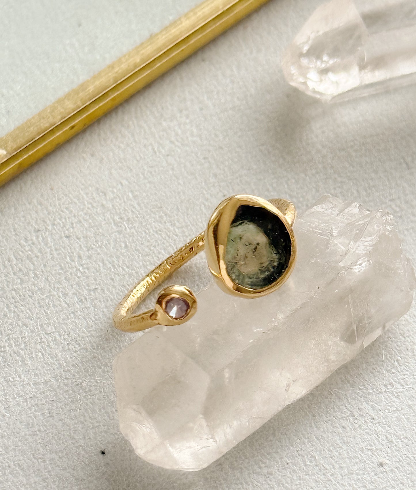 Žiedas "Širdies magija”