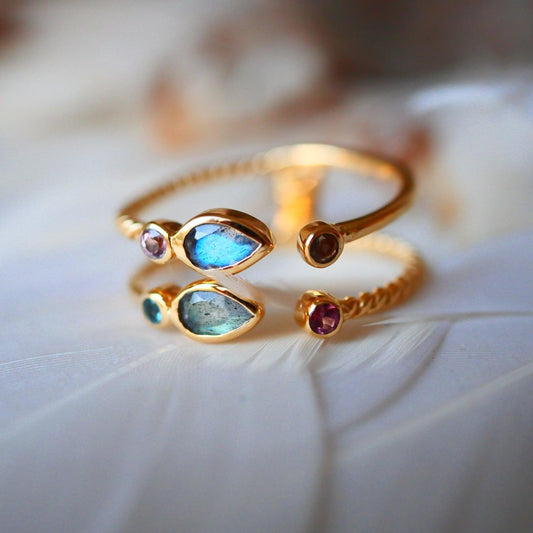 Žiedas su labradoritu ir turmalinais “Duo”