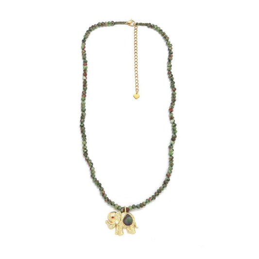 Zoisito rubino kaklo vėrinys "Laimės dramblys"