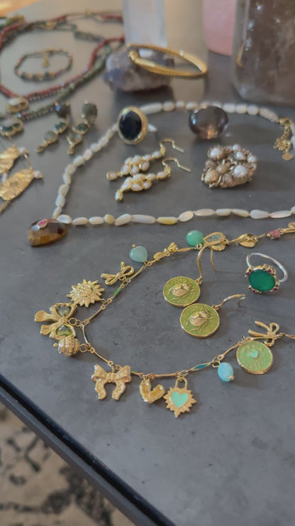 Assorted crystal necklace